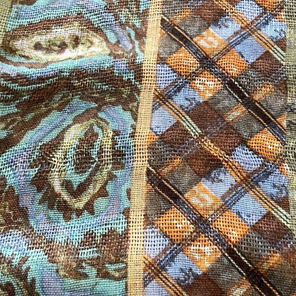 Talbots Women’s Scarf Good Condition - Picture 5 of 5